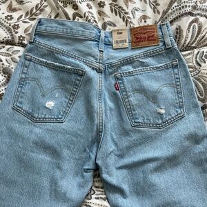 WOMENS LEVI’S PANTS